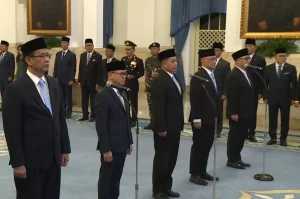 Reshuffle Kabinet Prabowo: Sri Mulyani Dicopot, Lima Menteri Diganti, Kementerian Baru Dibentuk